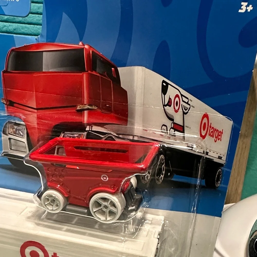 Hot Wheels Target Truck and Cart Set - Red and White
